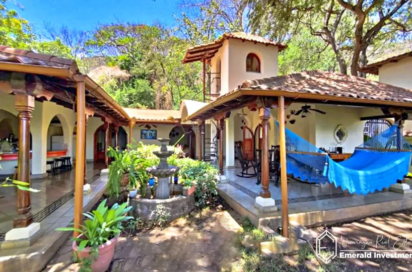 Lakefront House in Laguna de Apoyo, Nicaragua - Casa La Orquidea