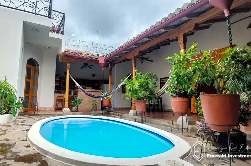 Colonial Three Bedroom House with Pool in Granada, Nicaragua