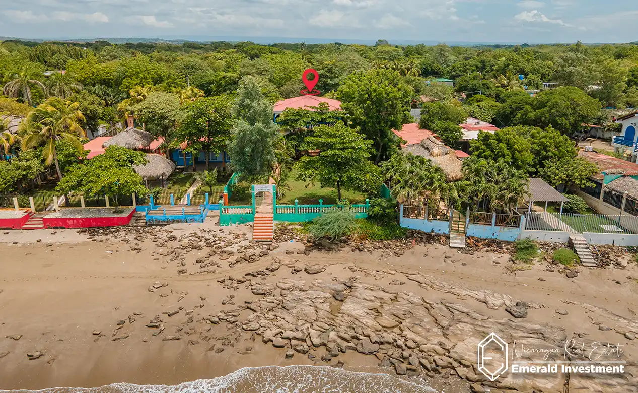 Oceanfront-5-Bedroom-Beach-House-for-Sale-in-Masachapa