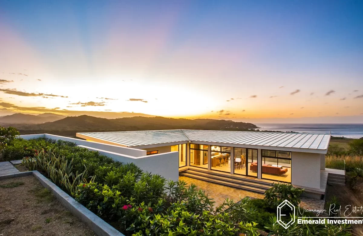 Ocean view House at Buena Onda Seaside Resort - Casa Wahoo