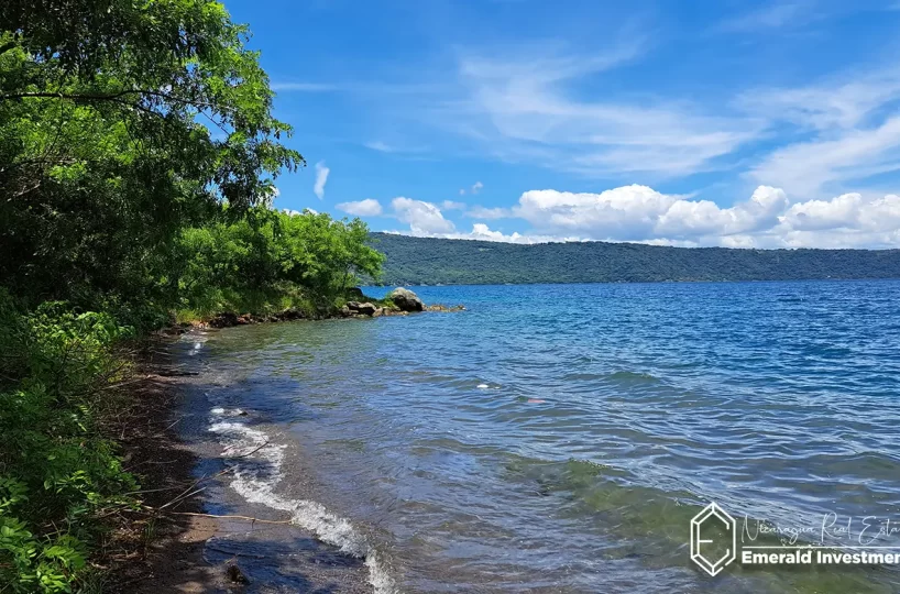 Lakefront Triple Lot in Laguna de Apoyo, Nicaragua