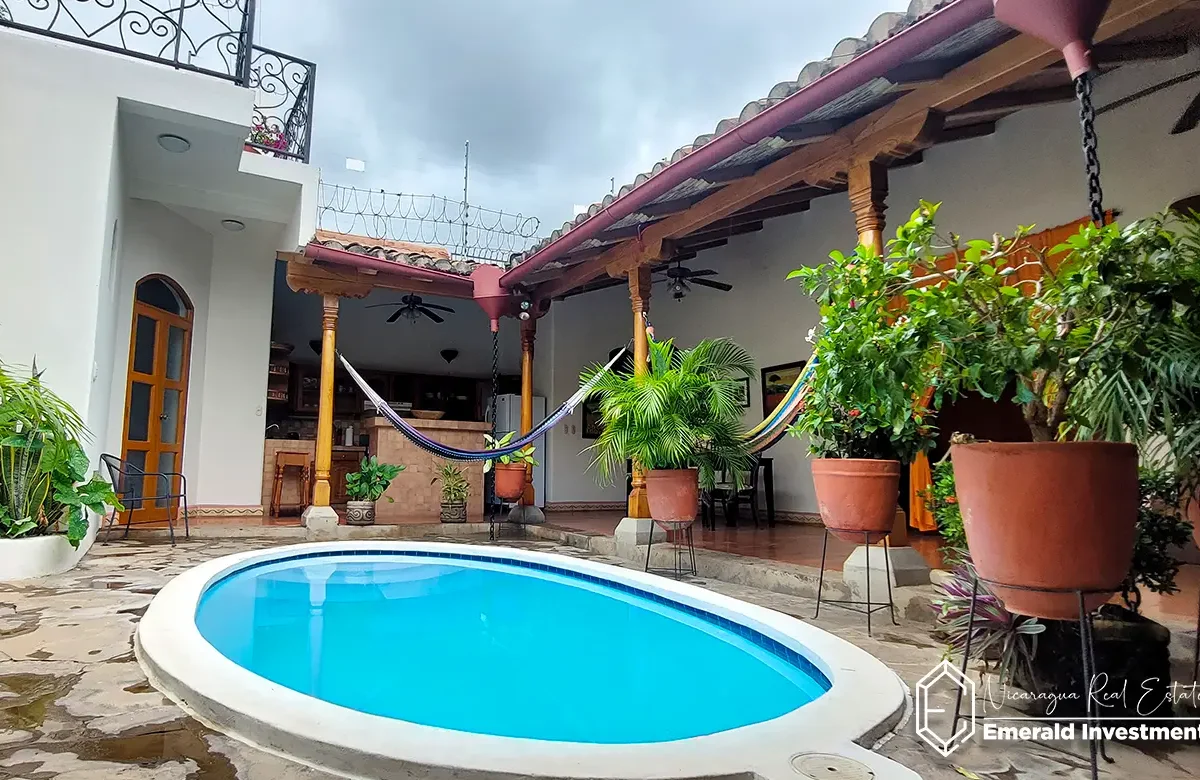 Colonial Three Bedroom House with Pool in Granada, Nicaragua