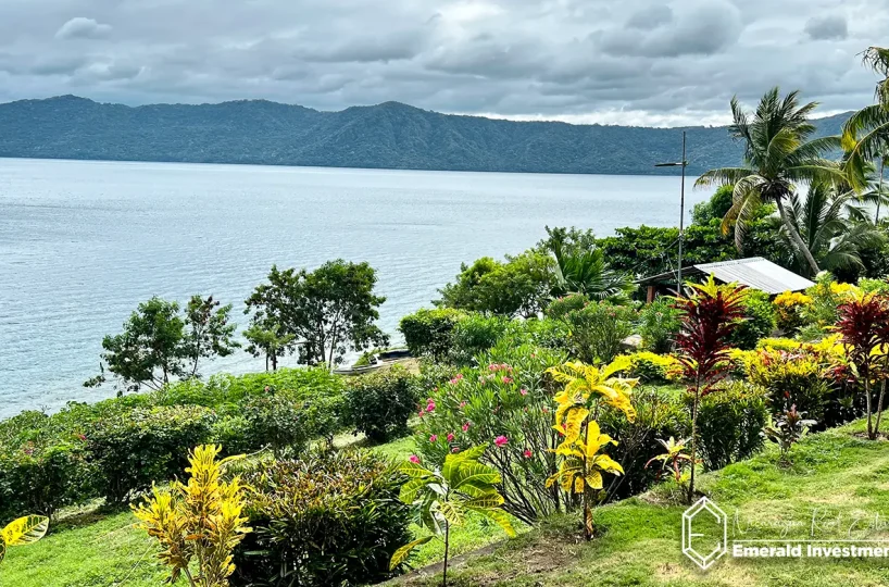 Lakefront House in Laguna de Apoyo, Nicaragua - Casa Janacatú