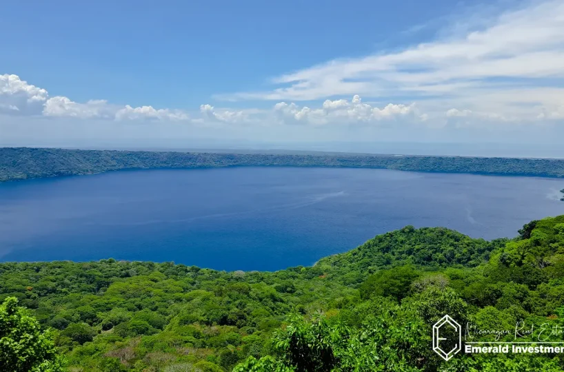 Expansive 4-Acre Lakeview in Laguna de Apoyo, Nicaragua