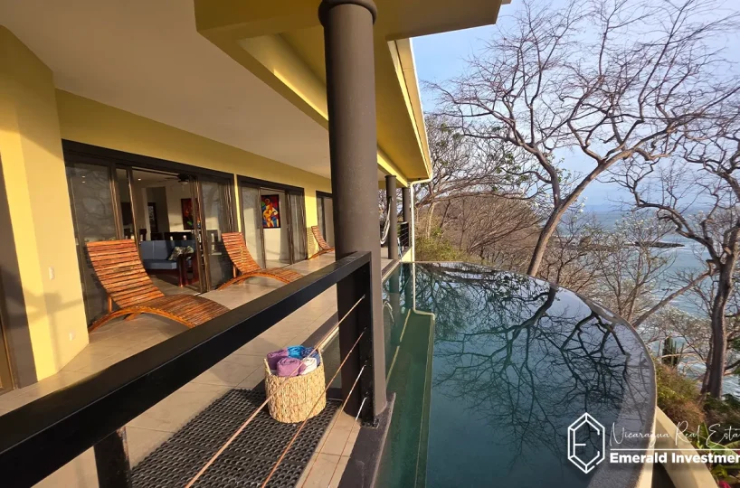 Oceanfront Home in Paradise Bay, San Juan Del Sur | Casa Travista