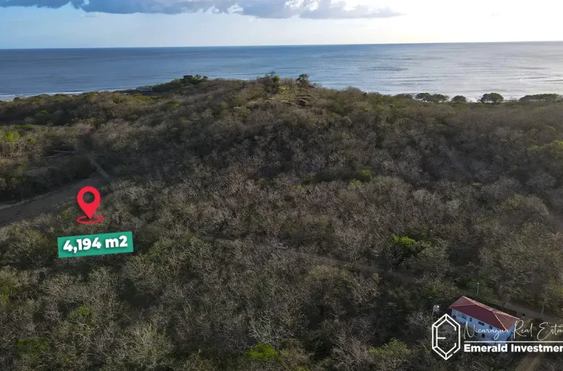 Acre Lot Close to Playa Popoyo