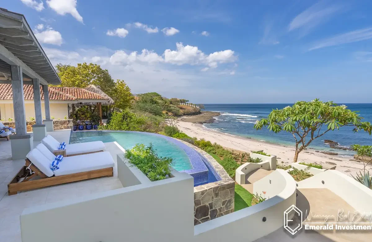 Luxury Beachfront home in Rancho Santa | Casa Todo Bien B-4