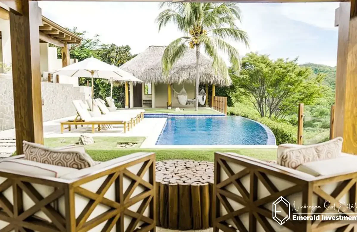 Luxury-Villa-with-Pool-in-Guacalito-de-la-Isla-Antal-14