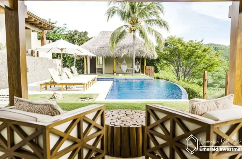 Luxury-Villa-with-Pool-in-Guacalito-de-la-Isla-Antal-14