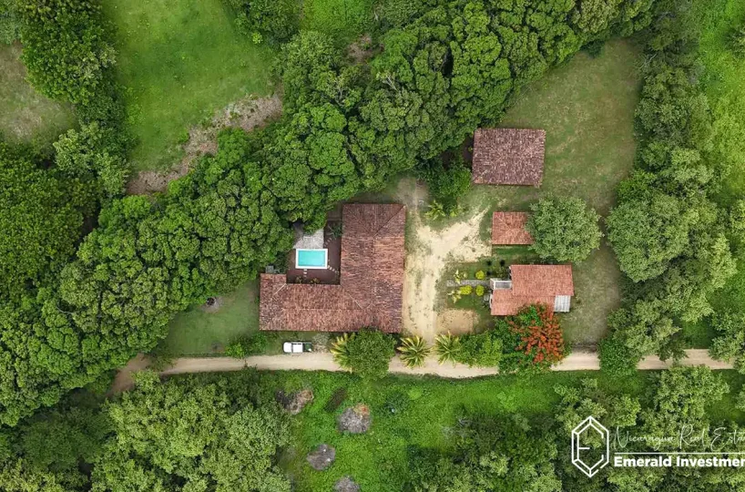 Multi-Unit Compound Near Surf in Popoyo - L2 surf house