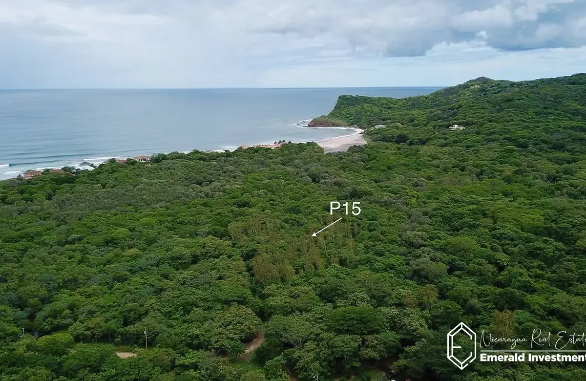 Peaceful-0.8-Acre-Riverside-Lot-Near-the-Beach-in-Hacienda-Iguana-P15