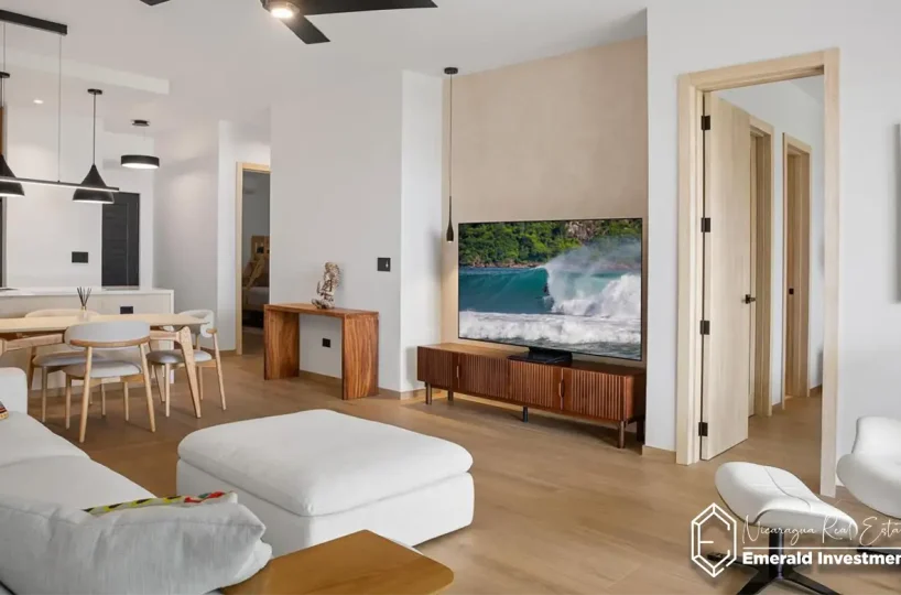 Luxury Renovated Rio Dulce Condo V11 in Hacienda Iguana living room2