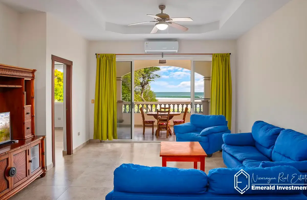 Rio Dulce Condo V7 - Oceanfront Living in Hacienda Iguana - living room1