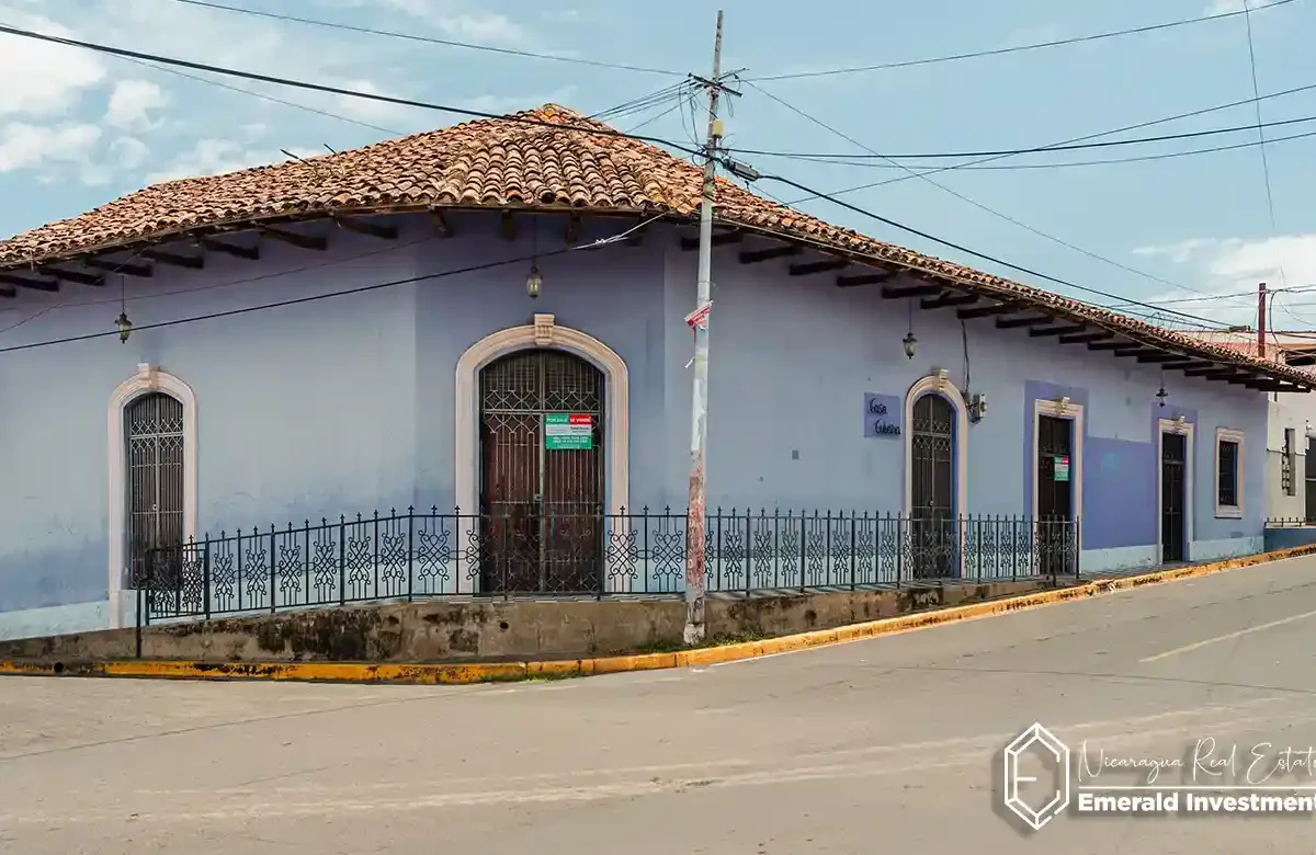 Stately-Colonial-Home-for-Sale-in-Granada-Casa-Cubana