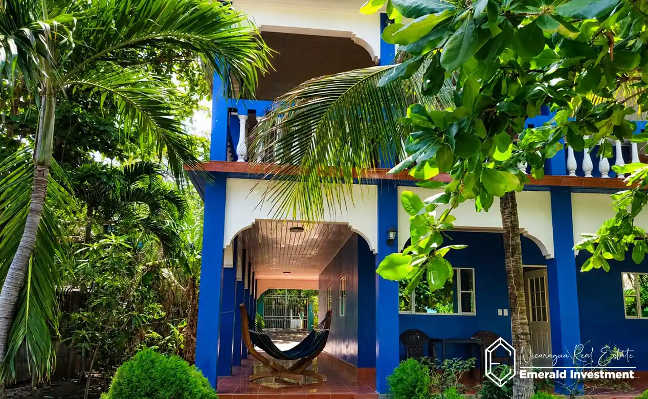 Oceanfront-5-Bedroom-Beach-House-for-Sale-in-Masachapa.